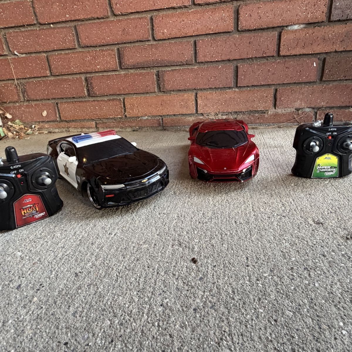 Jada Remote Control Cop Car and Sports Car (Sell or Trade)