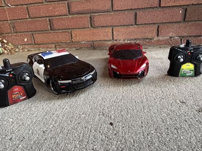 Jada Remote Control Cop Car and Sports Car (Sell or Trade)