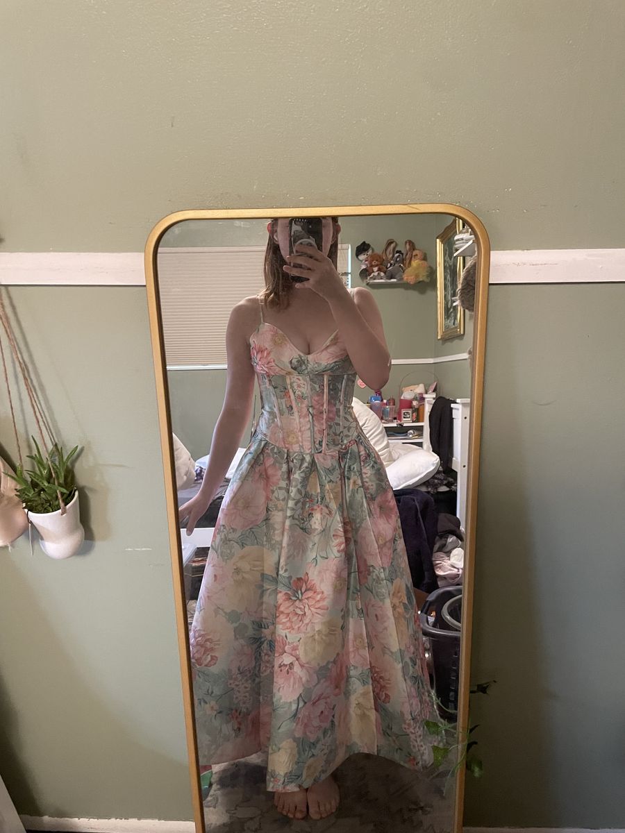 Floral prom dress size 4-6 (small)
