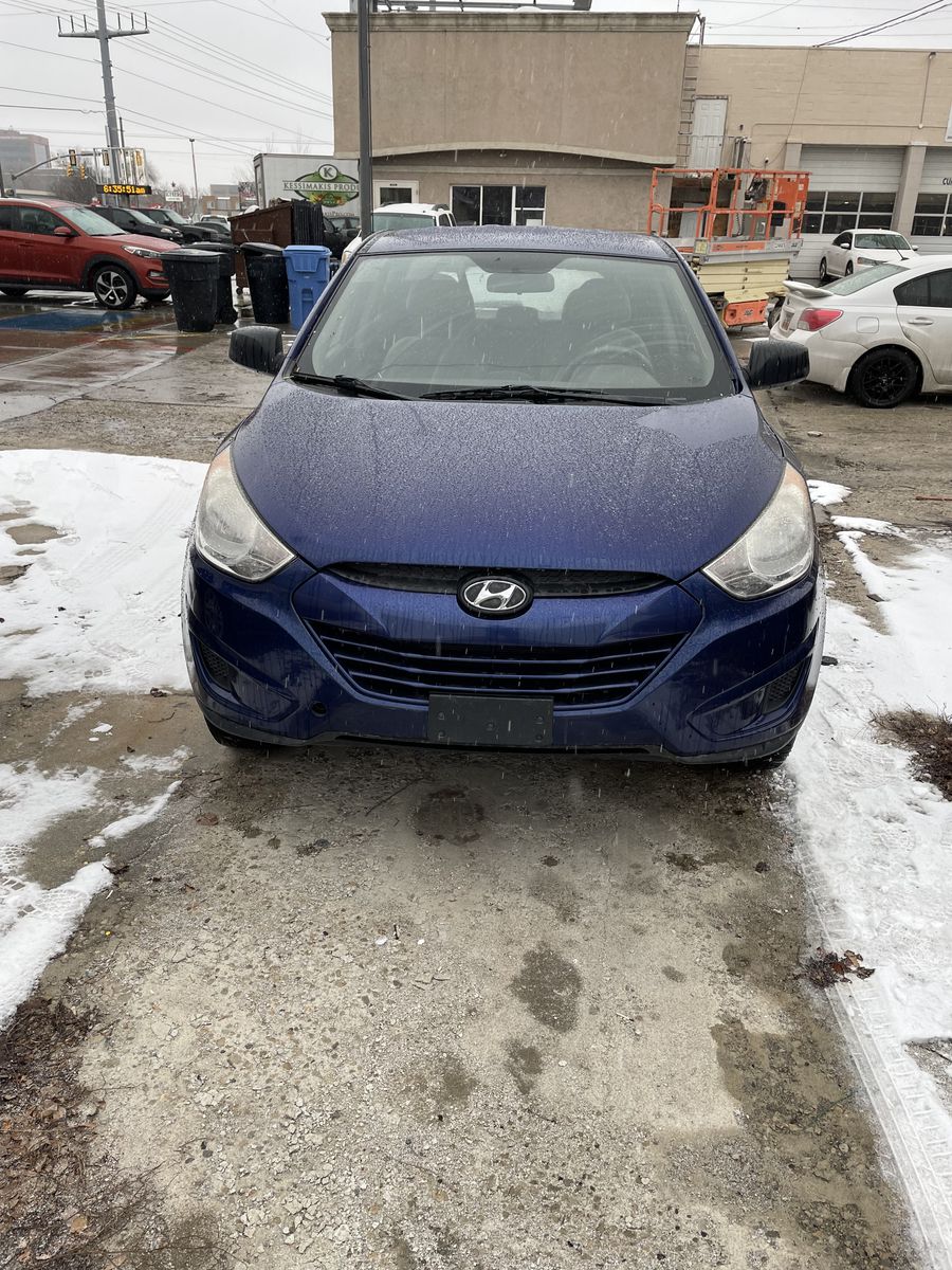 2011 HYUNDAI TUCSON GL