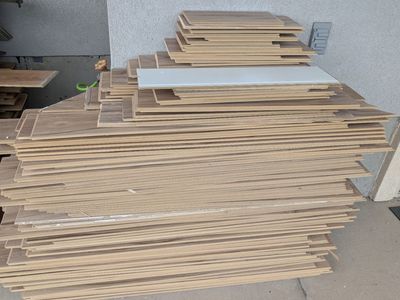 Like-New Laminate Flooring – Approx. 450 Sq. Ft. – Only $200!