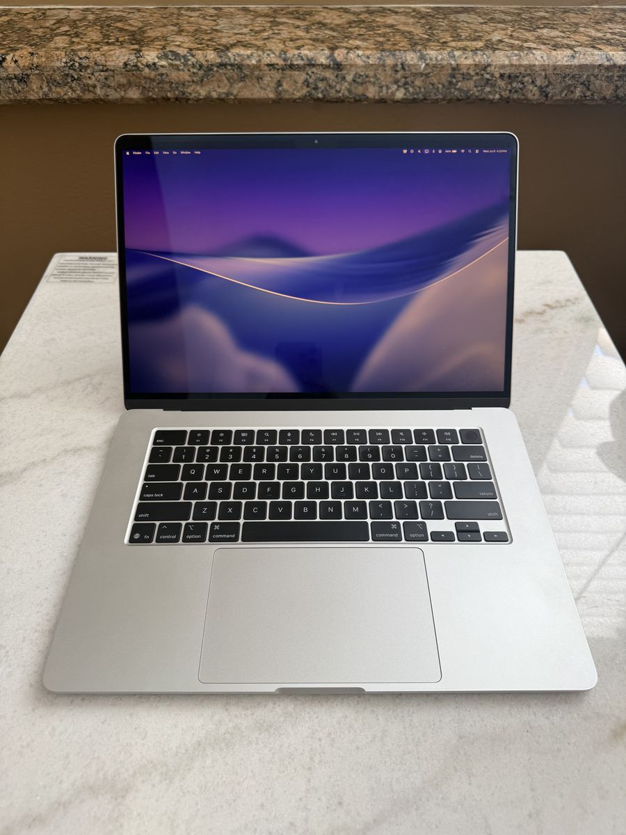 MacBook Air M4 - 16GB, 256GB - Silver (2025)