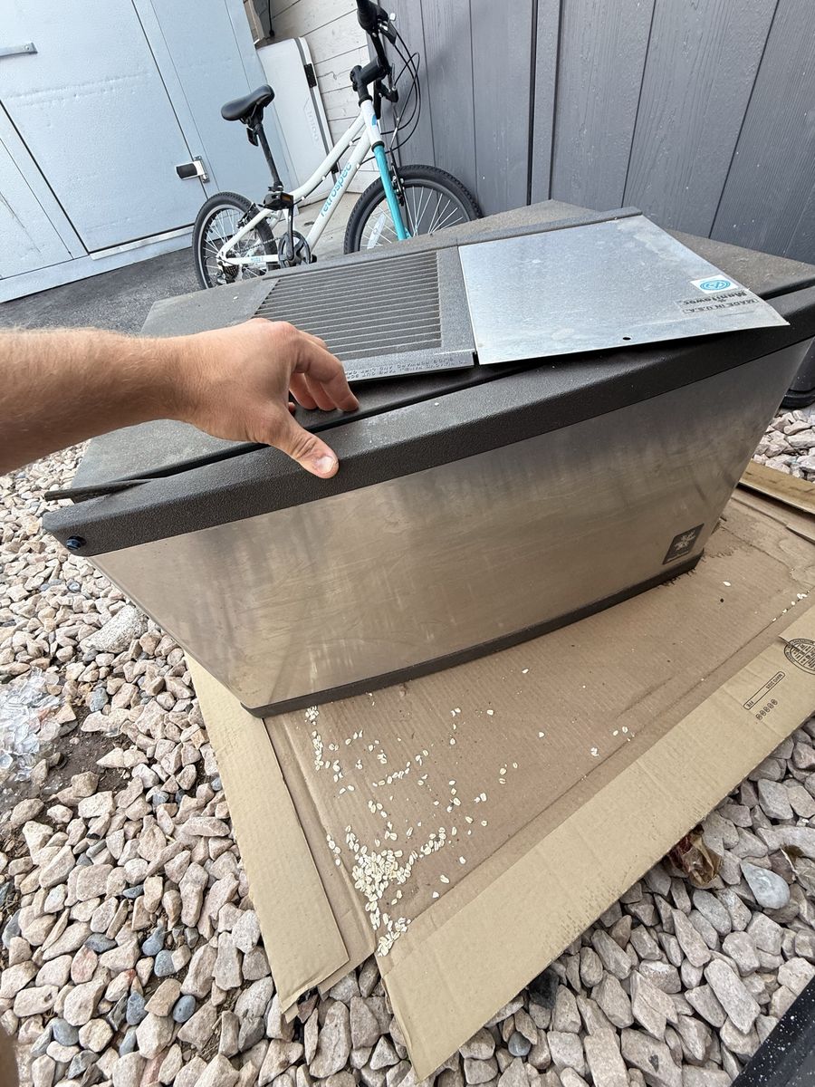 Manitowoc Ice Maker