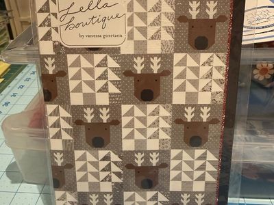 Lella Boutique Reindeer Xing Quilt Pattern and quilt kit