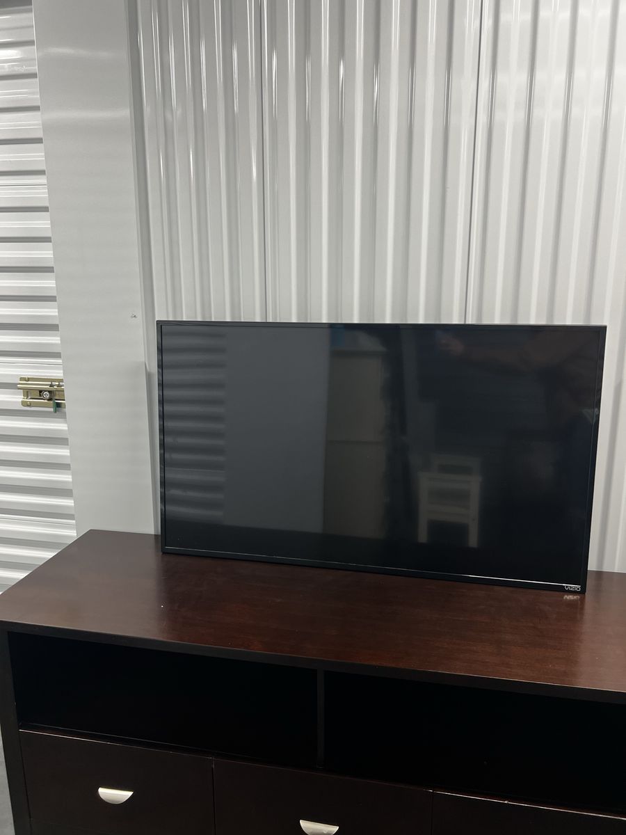 Vizio 48" smart Tv