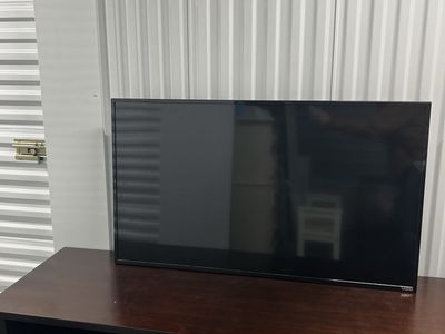 Vizio 48" smart Tv