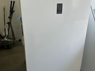 Midea 17 cu. ft. Convertible Garage Ready Frost-Free Upright Freezer