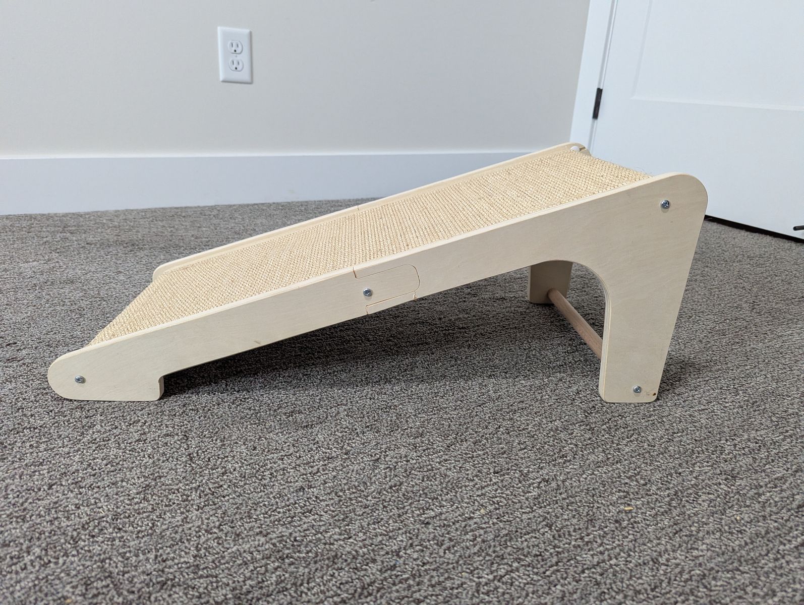 Main image 6