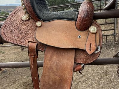 Corriente Saddle Co. Youth Western Saddle with Floral Tooling
