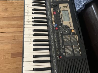 Yamaha PSR-225 Electronic Keyboard Piano - 61 Keys, Touch Response, MIDI