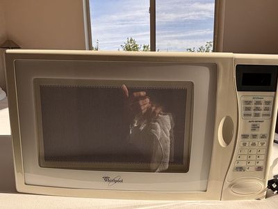 Whirlpool Microwave MT1100SHQ