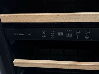 Wine Fridge - Edge Star 30 bottle wine fridge. Excellent condition dual zone cooling for different temperature wines.