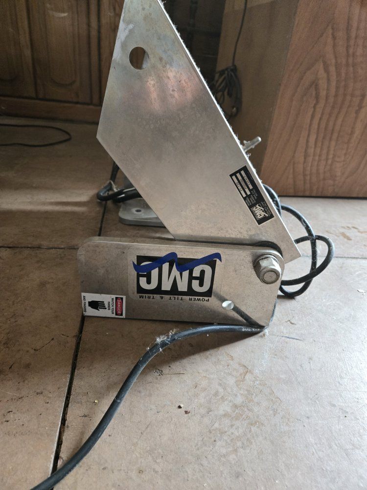 CMC PT-130 Power Tilt and Trim Marine Actuator