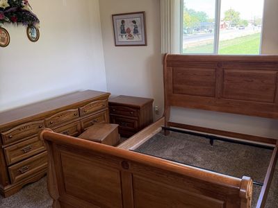 Queen size bedroom set