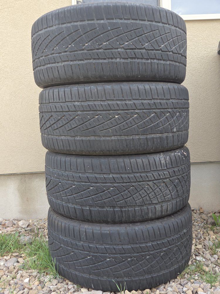 Sport Car Tires 255/40ZR/19