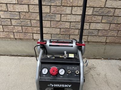 Husky 4.5 gallon 175 psi quiet compressor model 3320445