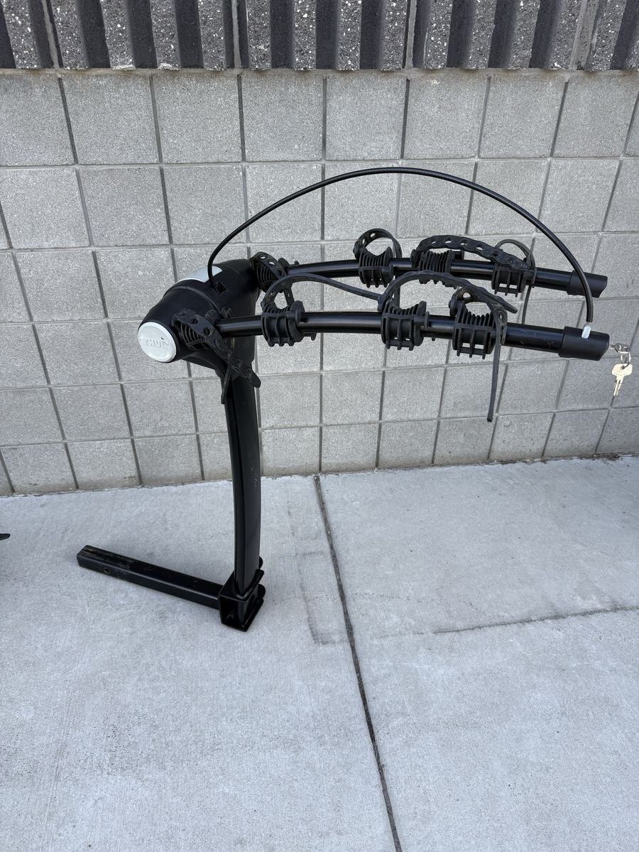 Thule 4 Place Hanging Bike Rack - Hitch Mount - THIS MODEL DOES NOT TILT DOWN