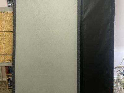 King Split Box Spring Set (2 Twin XL) – Like New, Clean!