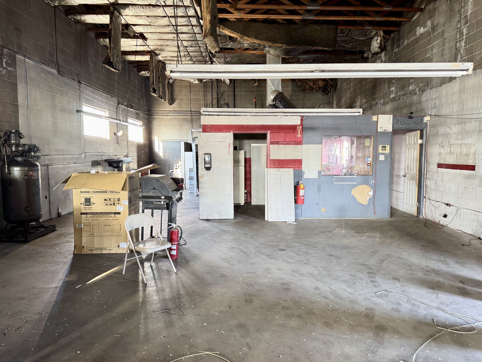 Main image 14