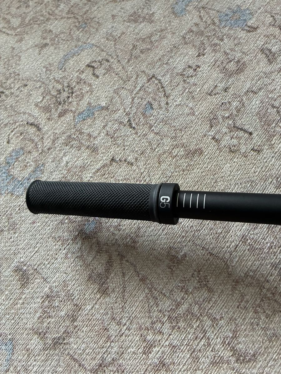 Canyon G5 Bike bars and stem