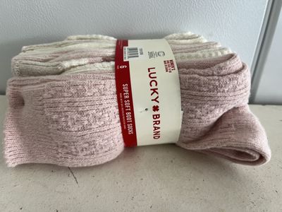 Lucky Brand Womens Socks