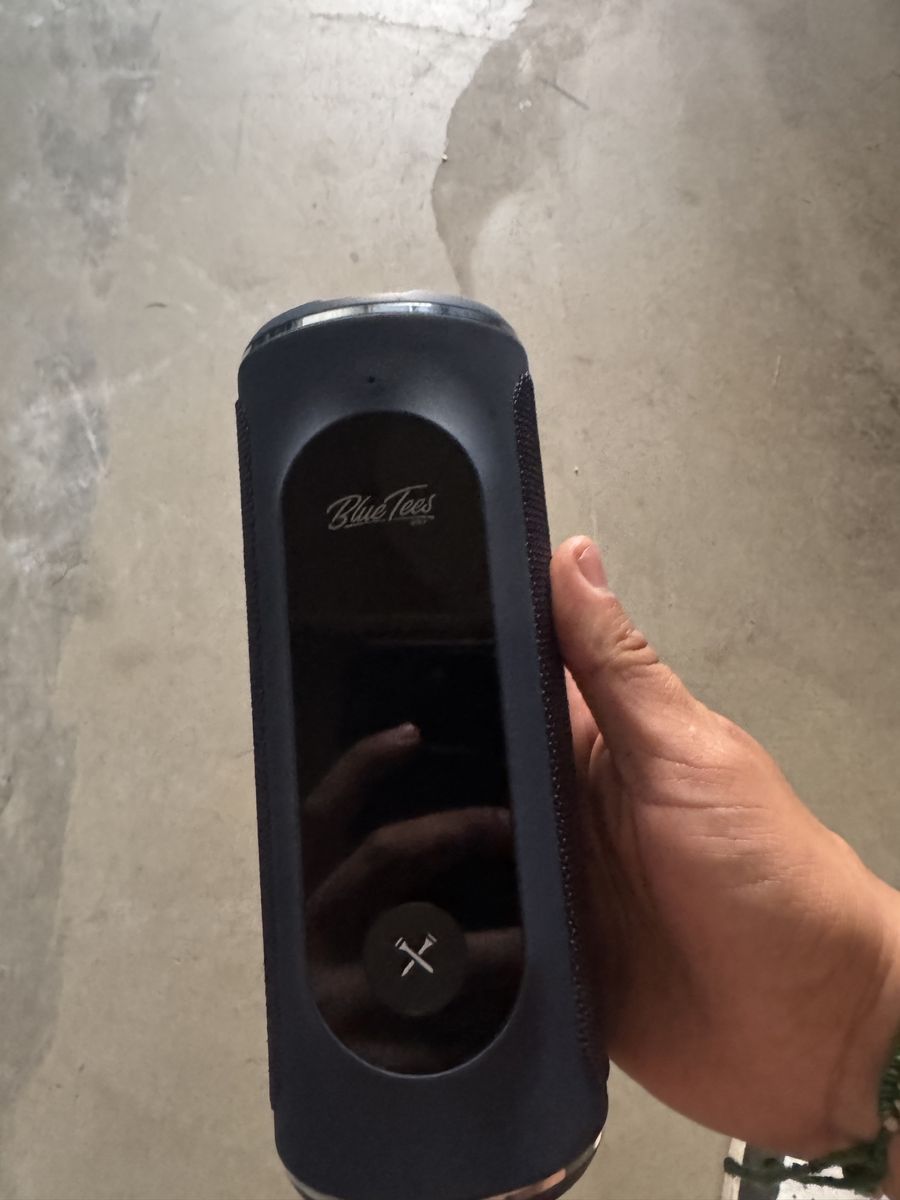 Blue tees speaker