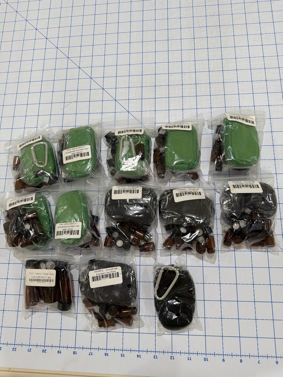 Essential Oil Keychain Case With Empty Vials