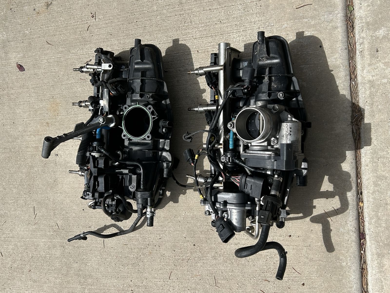 Audi VW 1.8 2.0 Intake Manifolds (2)