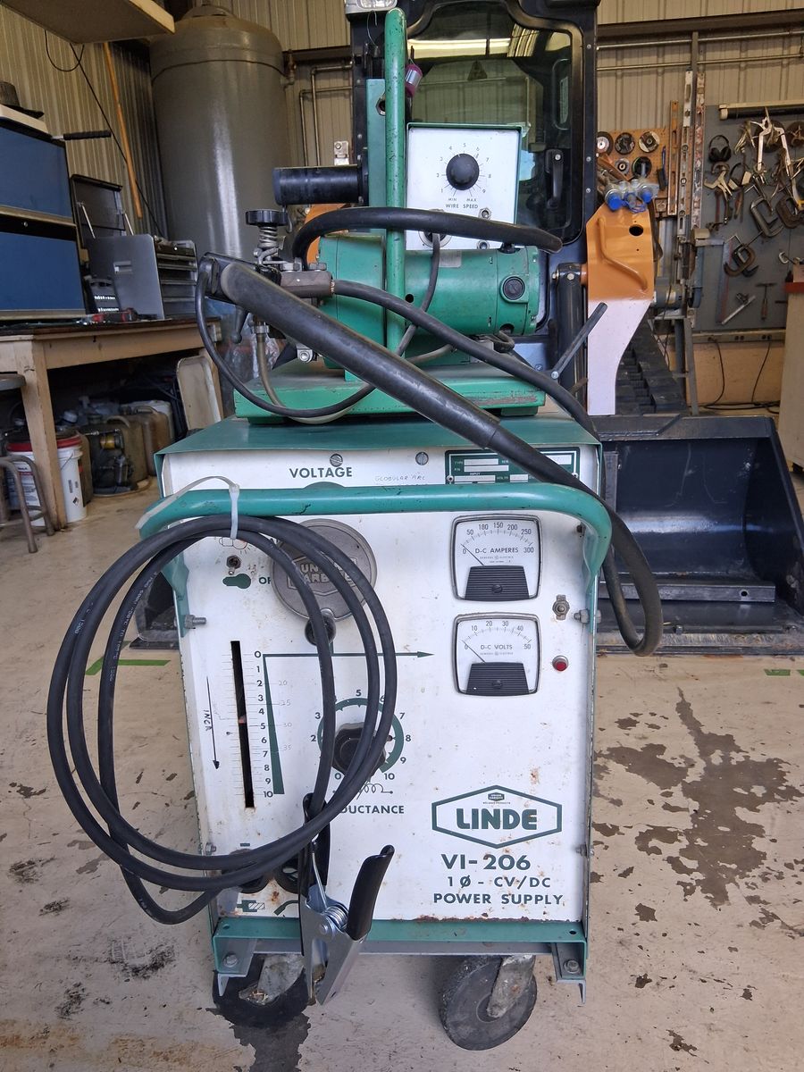 Linde 200 Amp MIG Wire Feed Welder