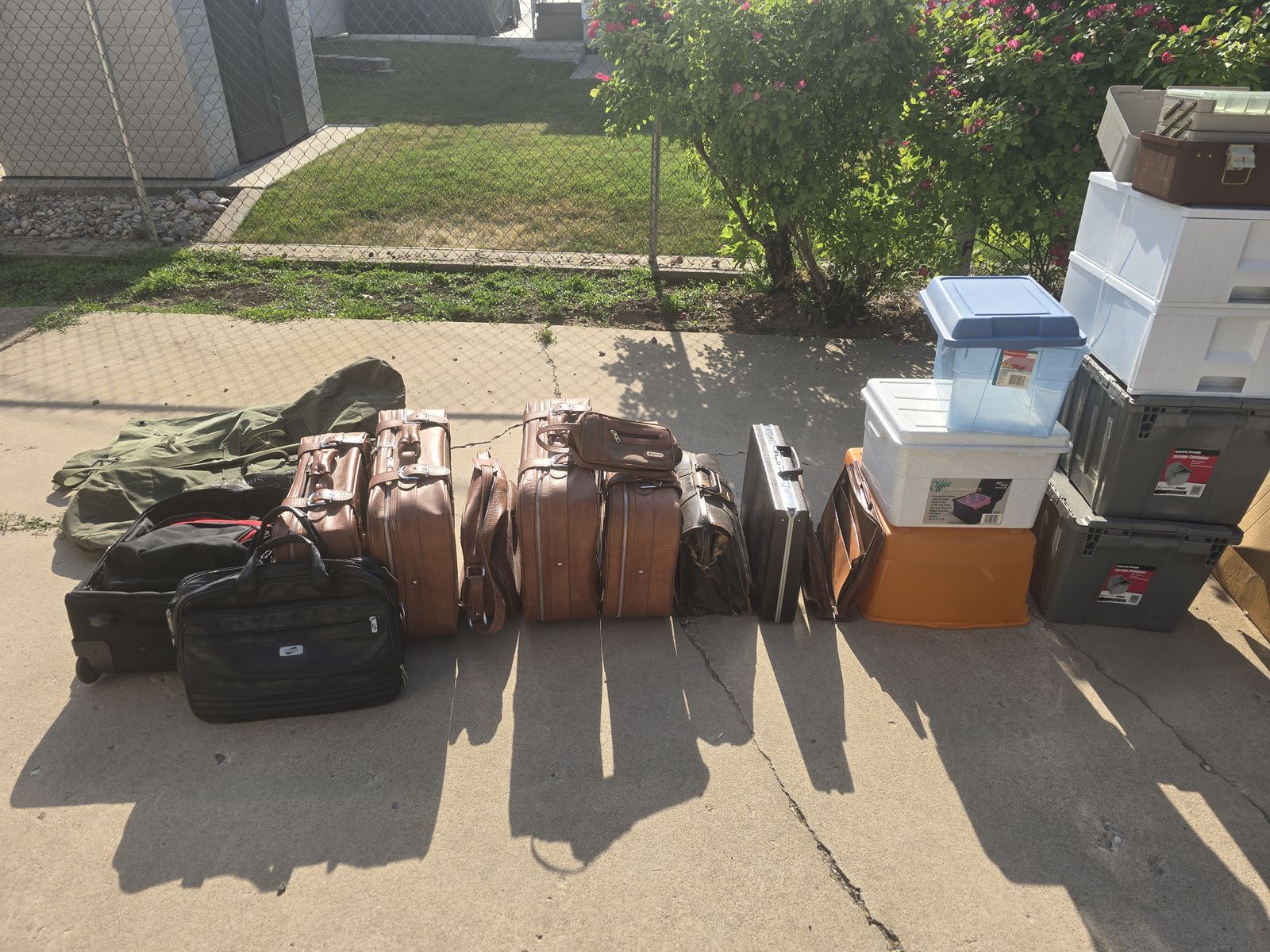Garage Sale 9-12 june 20th