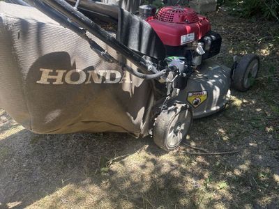Honda HRR2163VXA Easy Start Smart Drive 3-in-1 System Self-Propelled Gas Lawn Mower