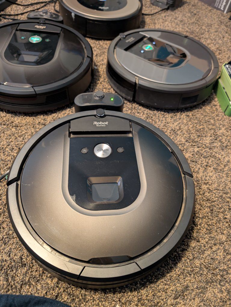Roomba 980, good condition, mapping, WiFi