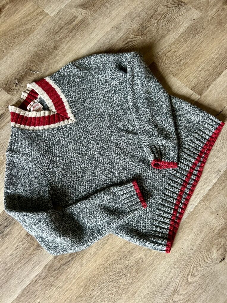 Brooks Brothers V-neck Sweater (large)