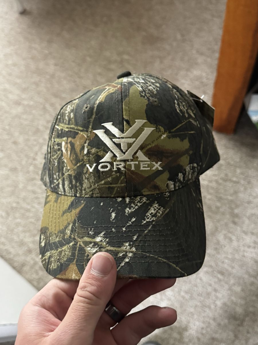 Vortex hat
