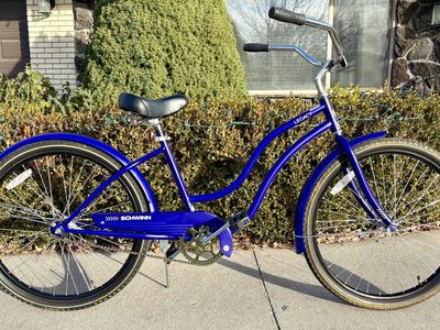 26 Inch Schwinn Bike In Great Condition