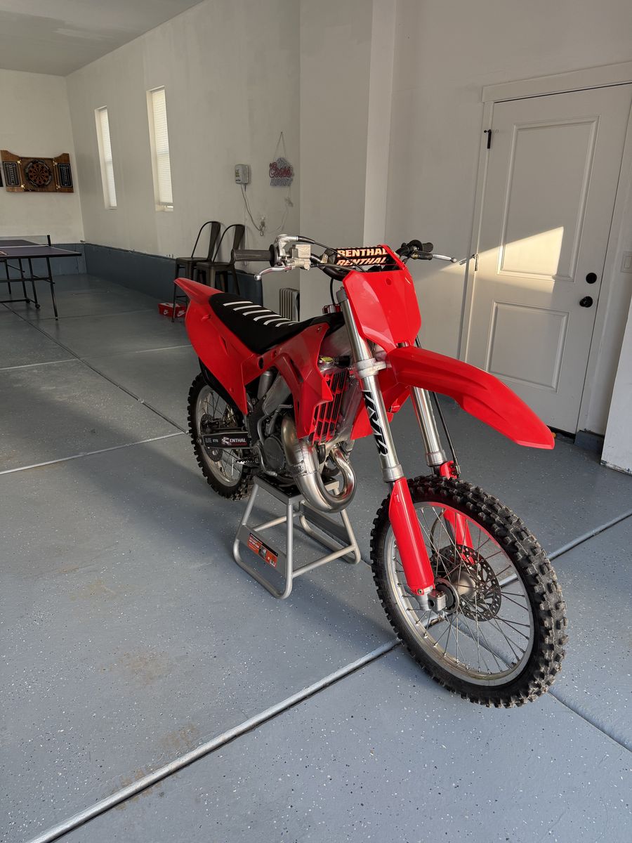 2003 CR125