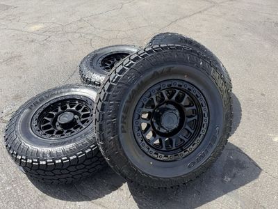 17" Arena Boost 8 Lug 8x6.5 35x12.50R17 Celimo A/T