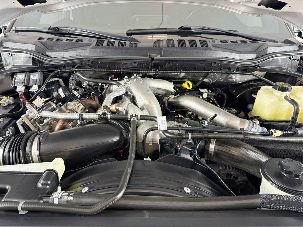 Main image 30