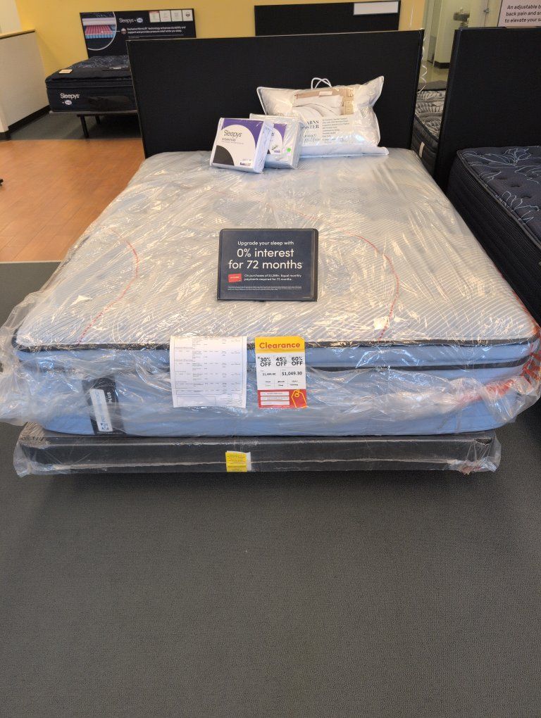 brand name mattress with box spring.