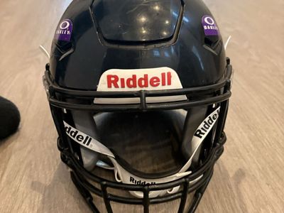 Riddell SpeedFlex Football Helmet - Black, Size Large, Oakley Visor Clips - Excellent Condition