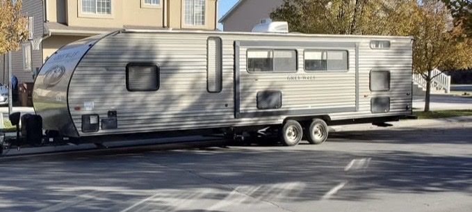 2018 Forest River Cherokee Grey Wolf 29TE – Sleeps 10 | Bunkhouse | Outdoor Kitchen
