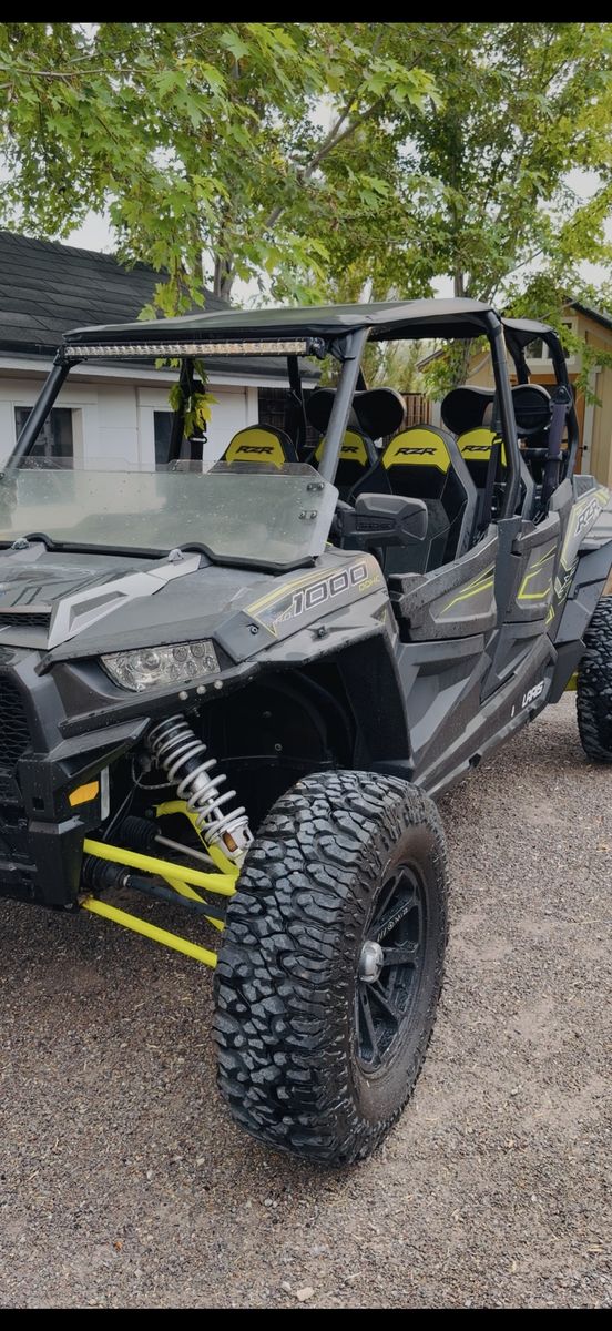 2016 Polaris RZR XP 1000 UTV - Street Legal Kit, Sound System, New Tires