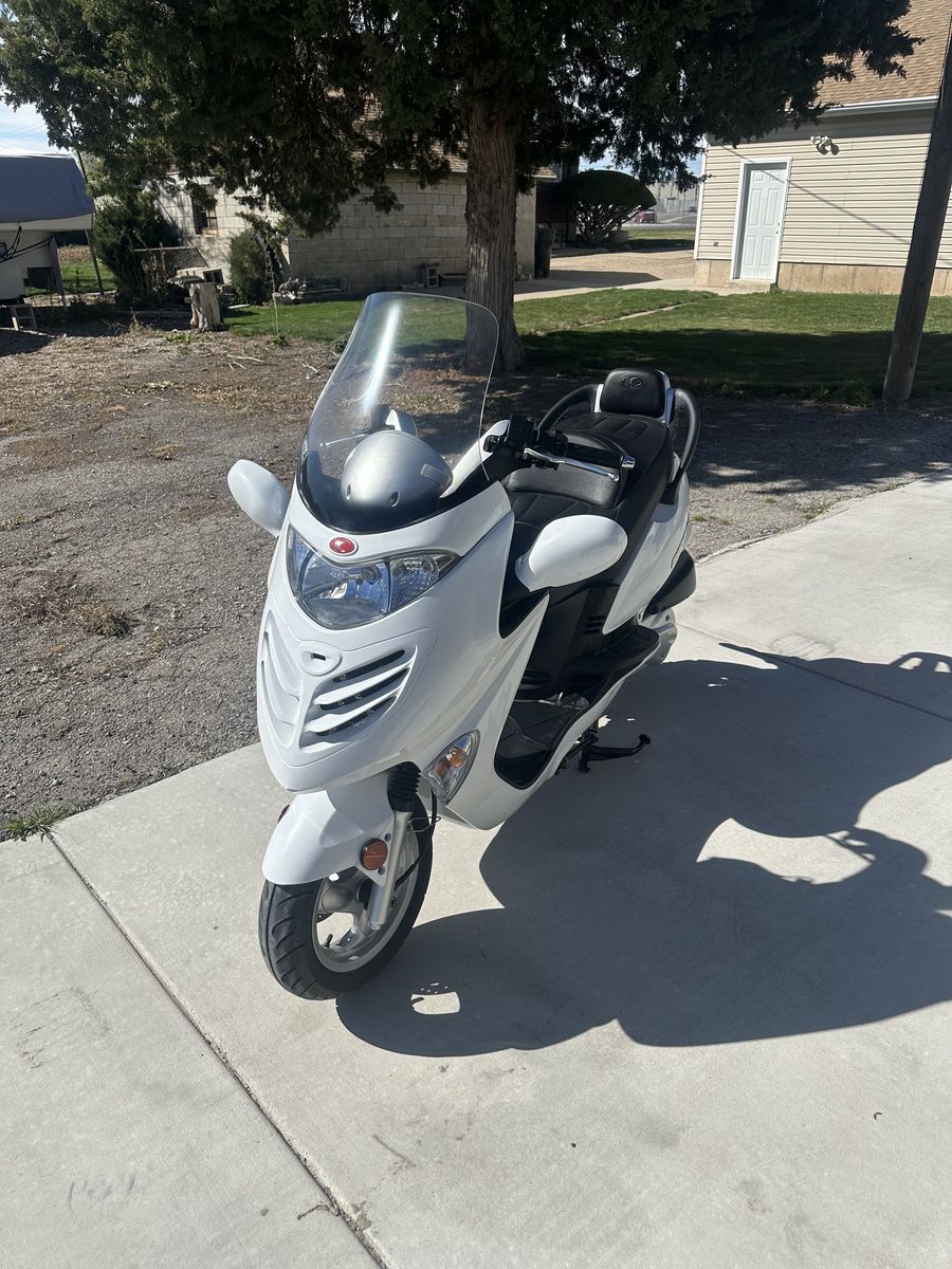 2008 Kycmo Grand Vista 250