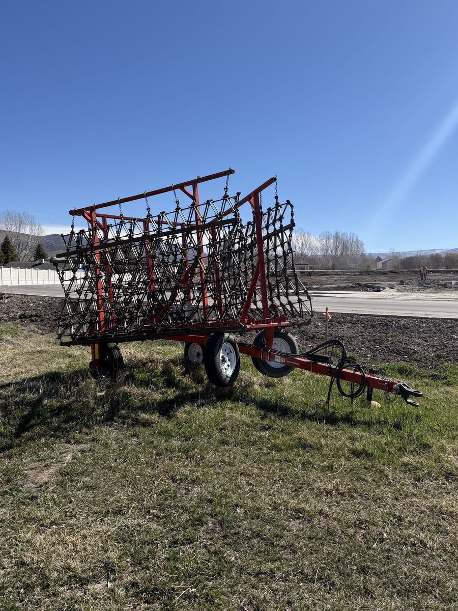 28' Delta Harrow Cart w/Delta Tooth Harrow Drag