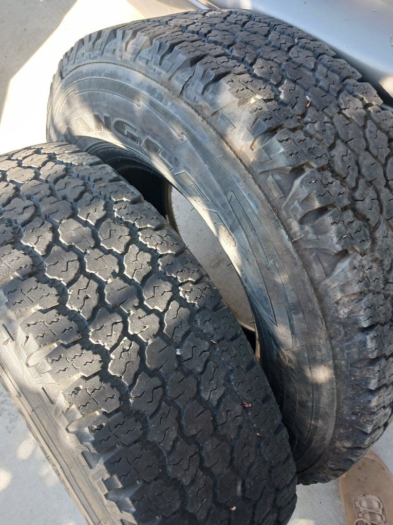 LT 265 75 16 Goodyear