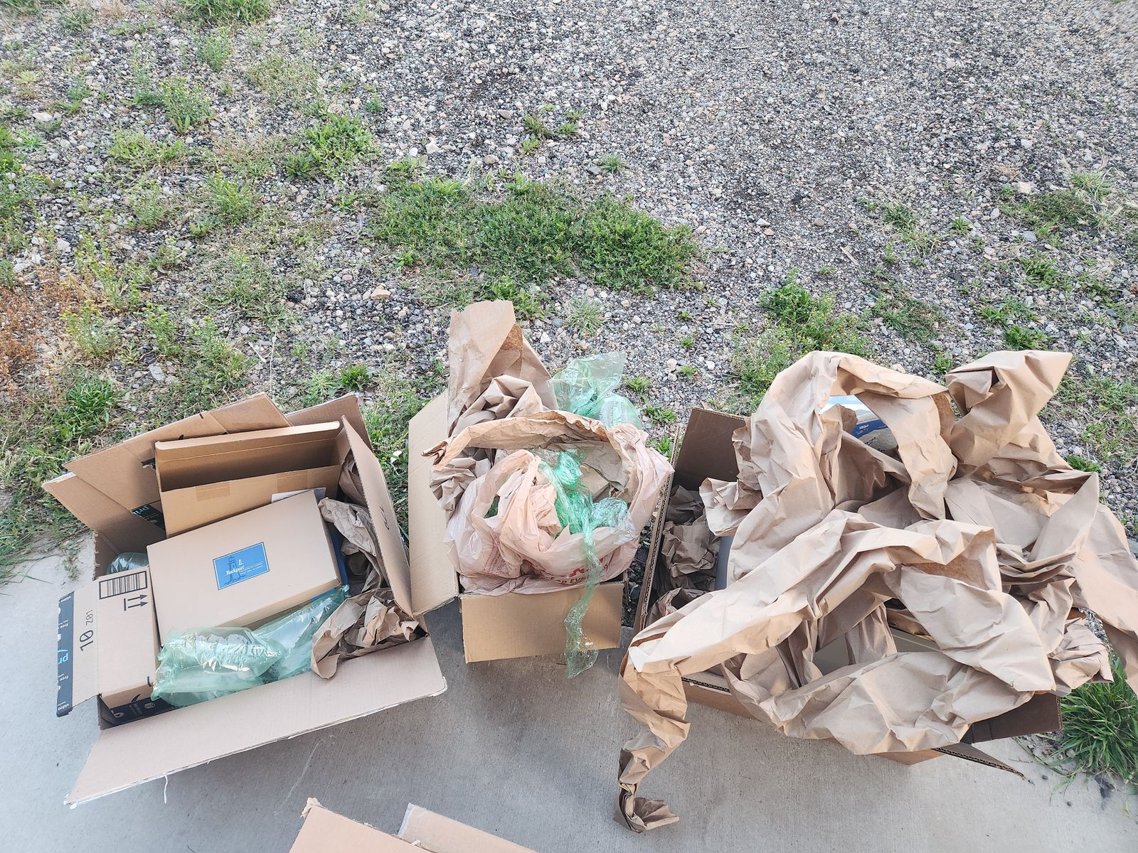 Boxes and packing materials