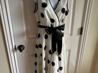 Dress polka dots S/M no brand cream and black