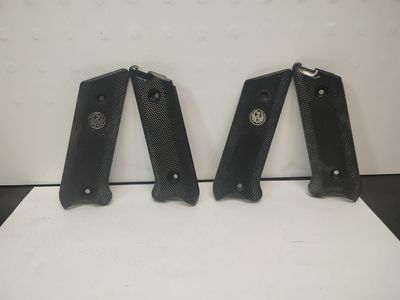 Ruger MK1 / MK2 Black Grips