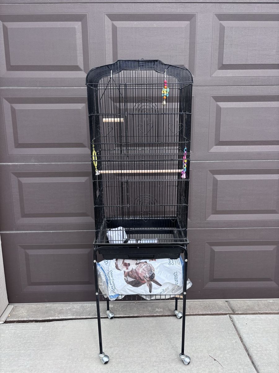 Large Bird Cage with Stand and Toys