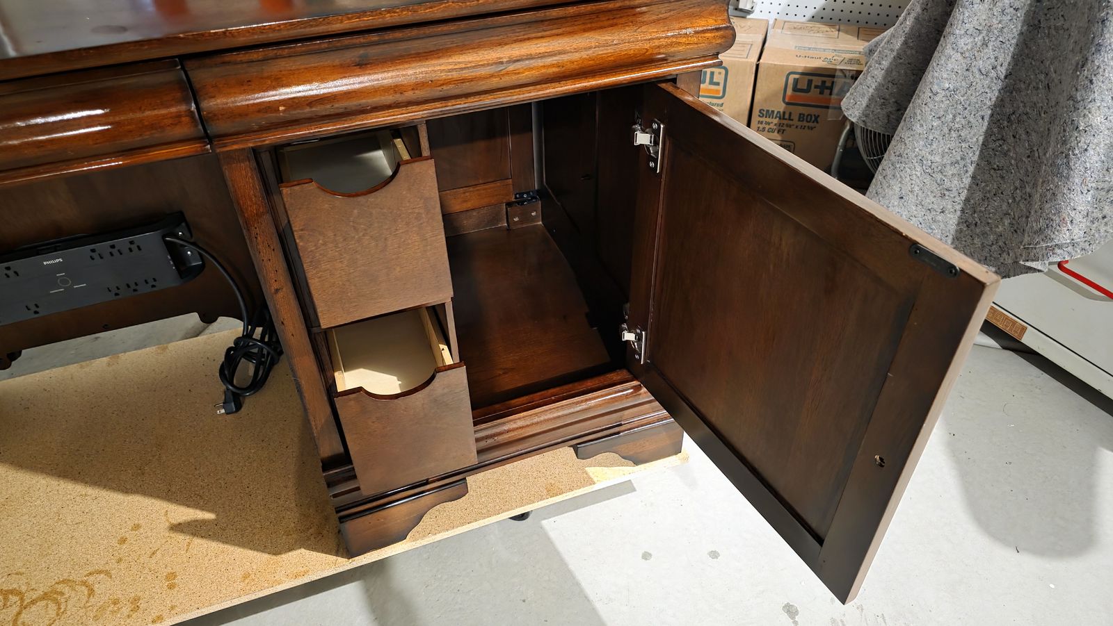 Main image 5